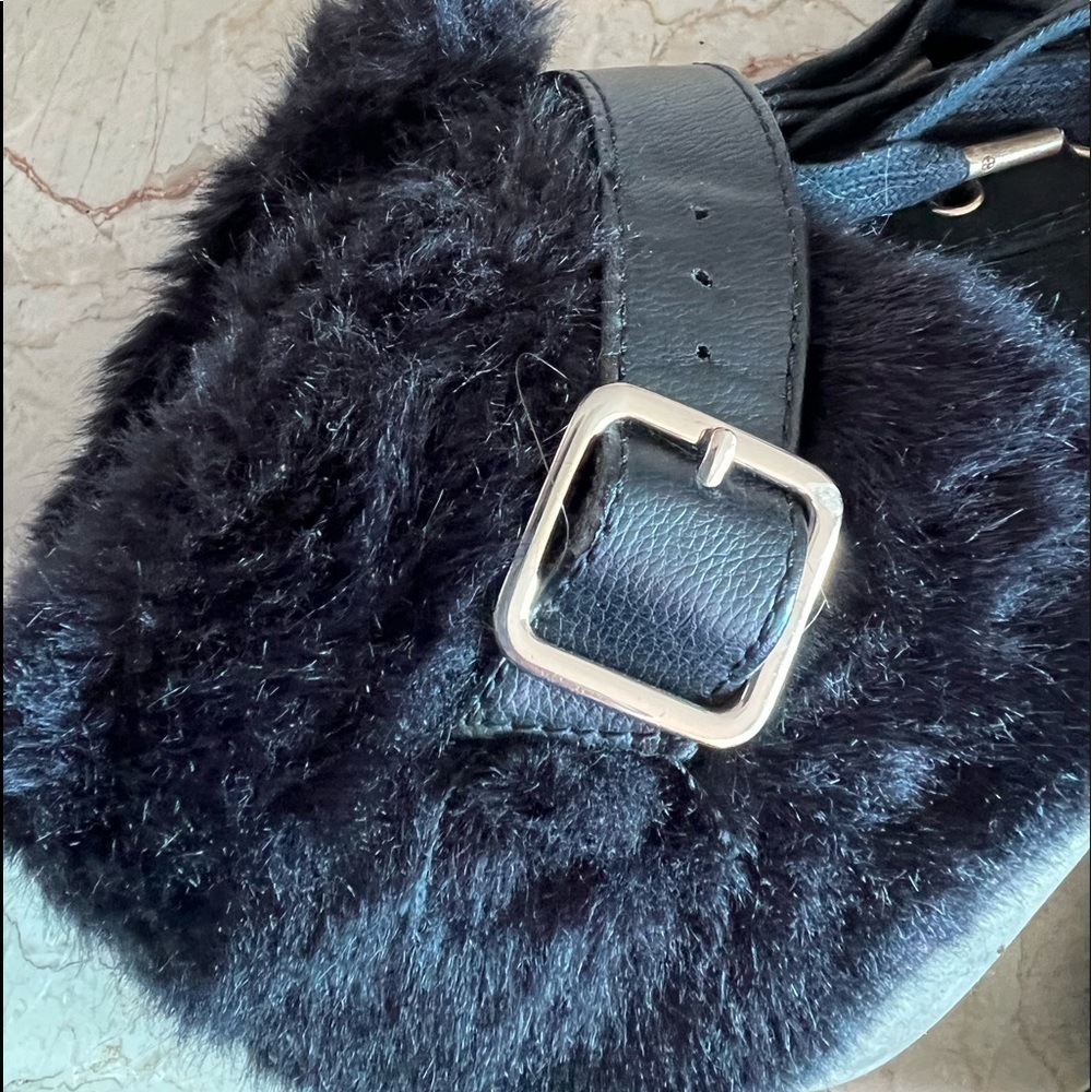 JLo Jennifer López Fur Hightop Sneackers Size 7,5 - Picture 10 of 15